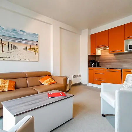 Apartment Residentie Beau Sejour Ref 111